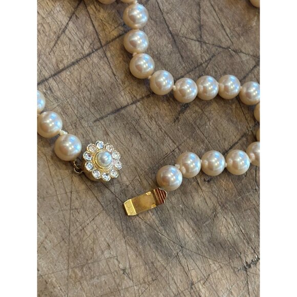 Vintage Pearl & Blue Beaded Necklace With Rhinestone Accents & Decorative Clasp - Picture 5 of 9